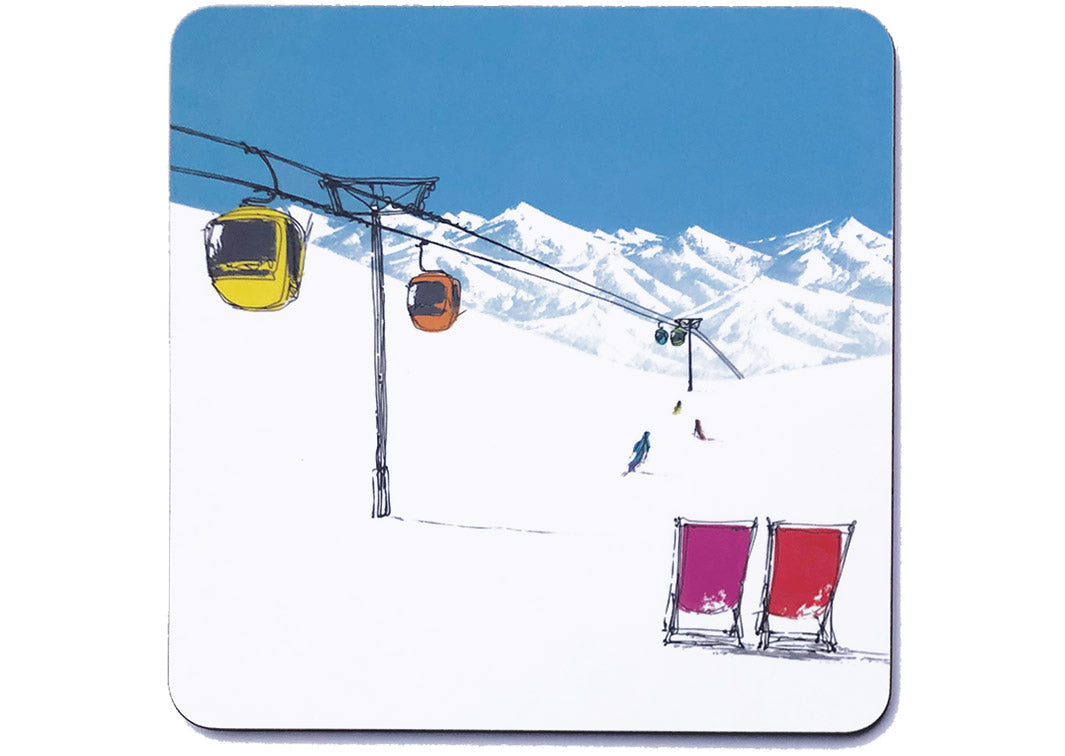 Square art placemat with 2 deckchairs in the snow, cable car, mountains and skiers by artist Hannah van Bergen