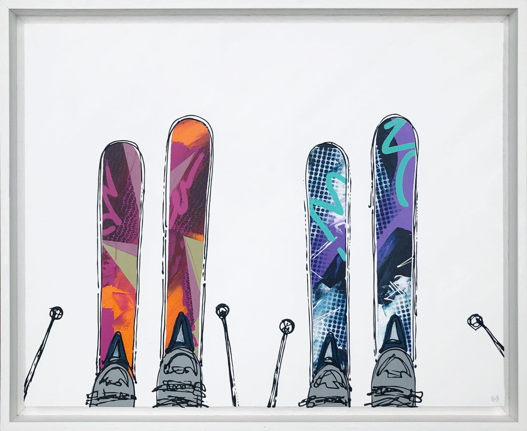 Colourful skis and poles in the snow with abstract patterns on a white background, framed in a white frame by artist Hannah van Bergen